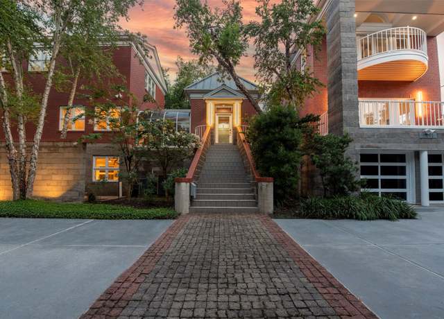 Property at 3211 Pittsburg St, West University Place, TX 77005, 5 beds, 6 baths