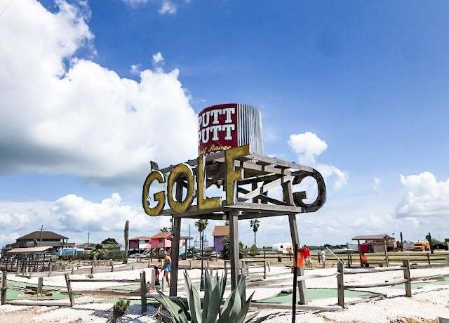 Property at 1987 Hwy 87, Crystal Beach, TX 77650, 1 bed, 2 baths