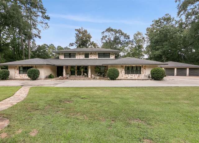Property at 1025 Creek Bnd, Jasper, TX 75951, 4 beds, 3.5 baths