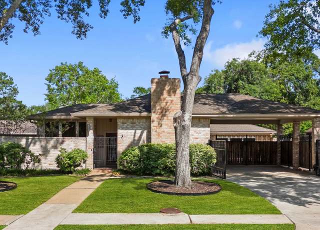 Property at 12034 Sugar Springs Dr, Houston, TX 77077, 4 beds, 2.5 baths
