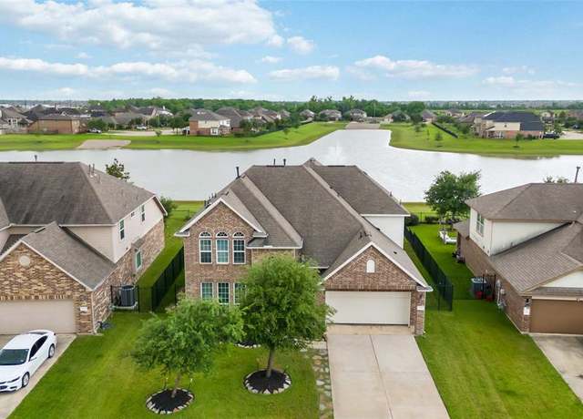 Property at 1842 Luminous Waters Ln, Rosharon, TX 77583, 4 beds, 3.5 baths