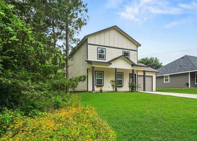 Property at 4006 Frontier Rd, Willis, TX 77378, 3 beds, 2.5 baths