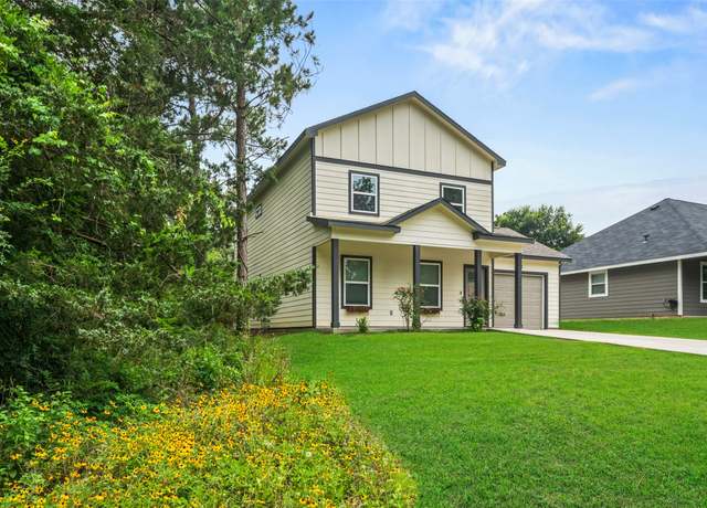 Property at 4006 Frontier Rd, Willis, TX 77378, 3 beds, 2.5 baths