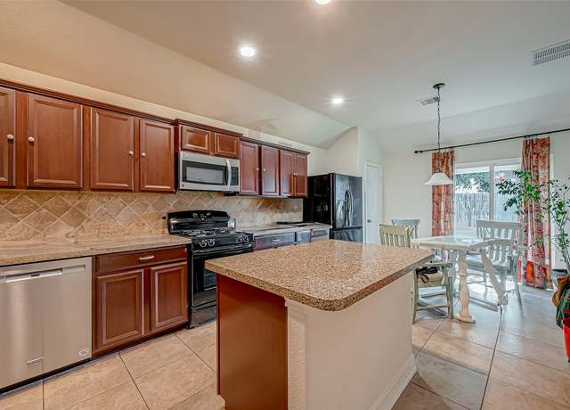 Property at 10144 Hidden Creek Falls Ln, Brookshire, TX 77423, 3 beds, 2.5 baths