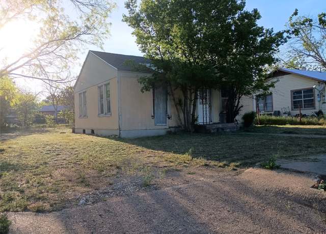 Property at 600 5th Ave, Coleman, TX 76834, 1 bed, 1 bath