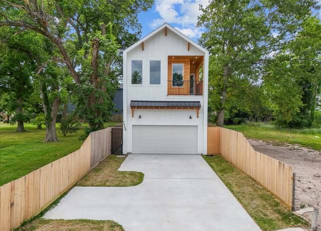 Property at 7909 N Main St, Houston, TX 77022, 3 beds, 2.5 baths