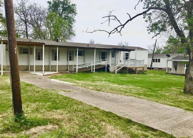 Property at 157 Henry, Livingston, TX 77351, 3 beds, 2 baths