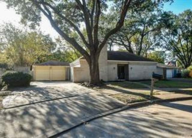 Property at 7807 Blackjack Ct, Houston, TX 77088, 4 beds, 2.5 baths
