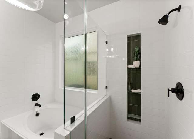 Property at 30742 Gardenia Trace Dr, Spring, TX 77386, 4 beds, 3.5 baths