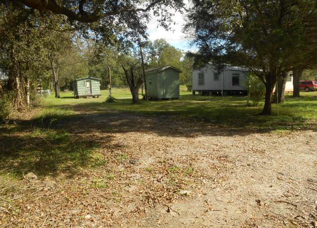 Property at 6435 County Road 42, Rosharon, TX 77583, 1 bath