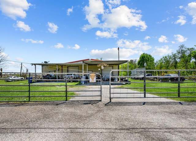Property at 2402 East Fwy, Baytown, TX 77521