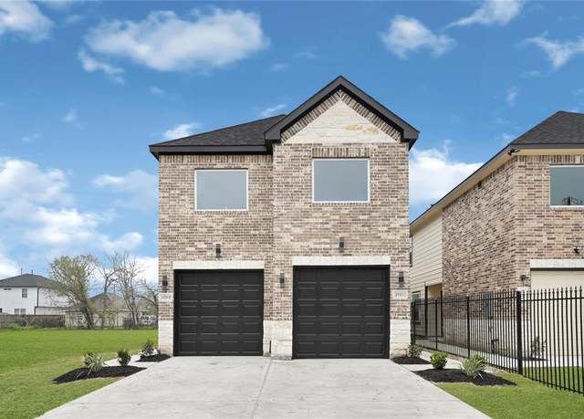 Property at 4516 Maggie St, Houston, TX 77051, 12 beds, 2 baths