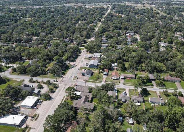 Property at 2430 Cedar Dr, La Marque, TX 77568