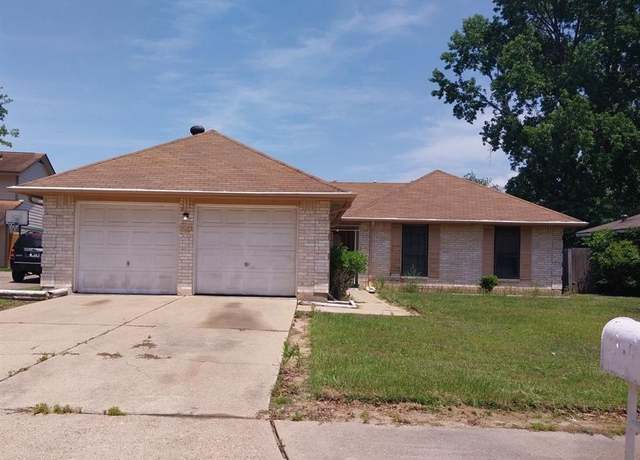 Property at 7414 Shady Mill Dr, Houston, TX 77040, 3 beds, 2 baths