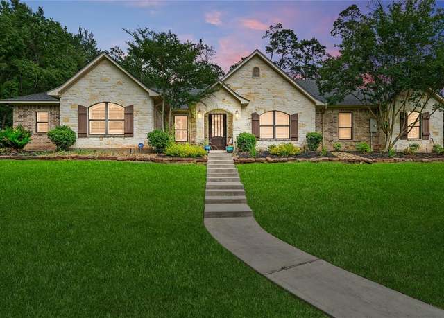 Property at 1858 Stoney Brook Ct, Conroe, TX 77304, 4 beds, 3.5 baths