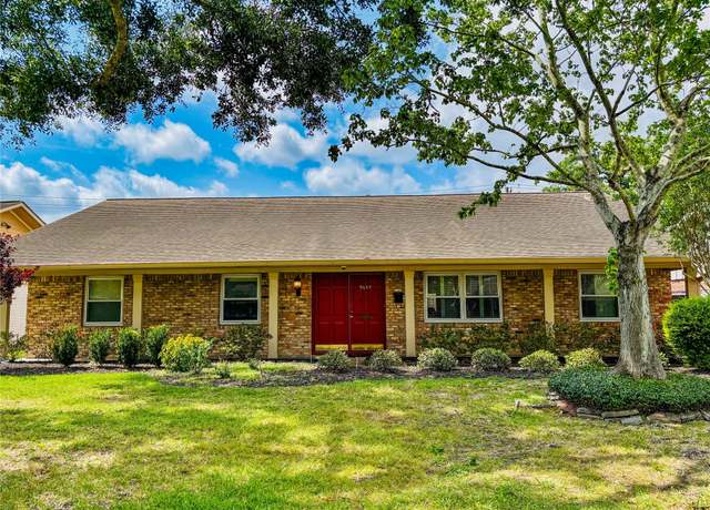 Property at 9647 Winsome Ln, Houston, TX 77063, 3 beds, 2 baths