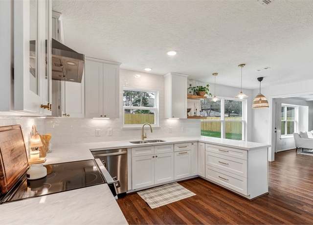 Property at 8018 Twining Oaks Ln, Spring, TX 77379, 4 beds, 2.5 baths