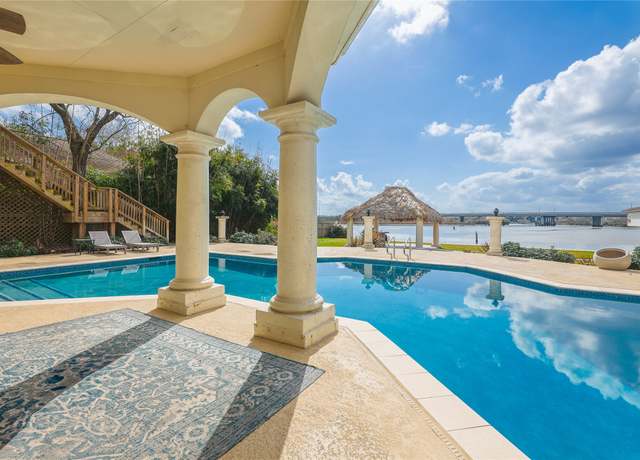 Property at 18618 Barbuda Ln, Houston, TX 77058, 6 beds, 5.5 baths