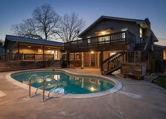 Property at 2355 Jackson League Cir, Brenham, TX 77833, 4 beds, 3.5 baths