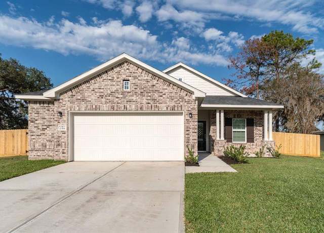 Property at 2311 Ridgewood Dr, West Columbia, TX 77486, 3 beds, 2 baths