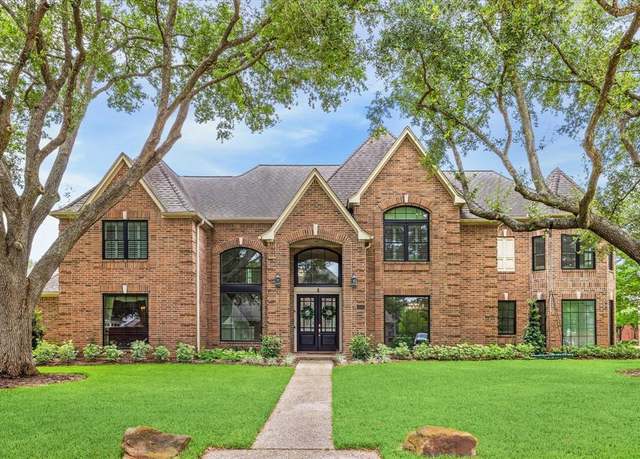 Property at 1602 Kelliwood Oaks Dr, Katy, TX 77450, 5 beds, 5 baths