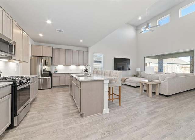 Property at 1549 Dawn Harbor Dr, Katy, TX 77493, 4 beds, 3.5 baths