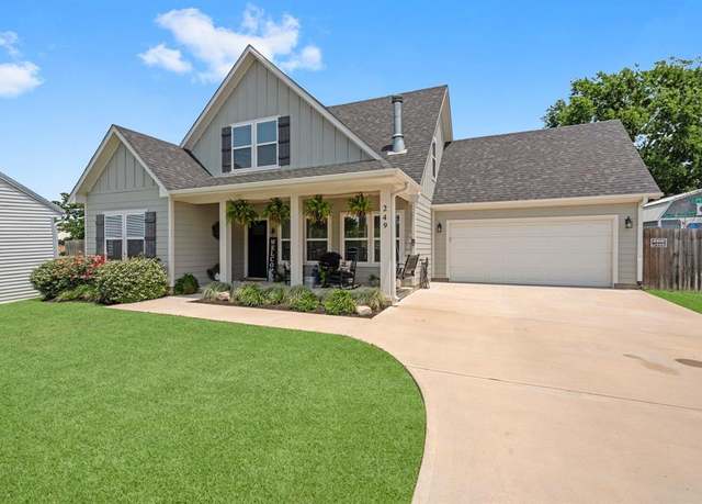 Property at 249 Houston St, Anderson, TX 77830, 4 beds, 2.5 baths