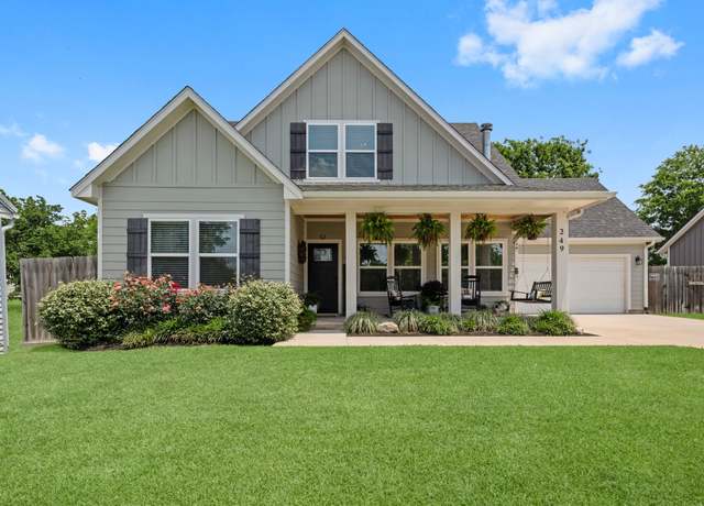Property at 249 Houston St, Anderson, TX 77830, 4 beds, 2.5 baths