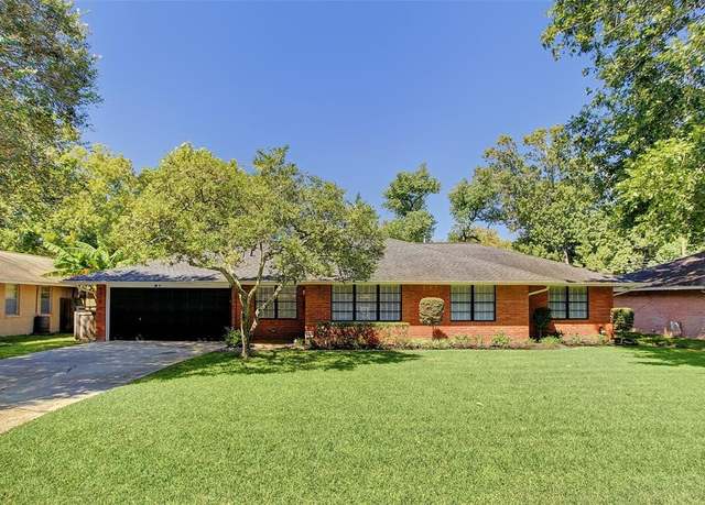 Property at 9010 Rockhurst Dr, Houston, TX 77080, 3 beds, 2 baths