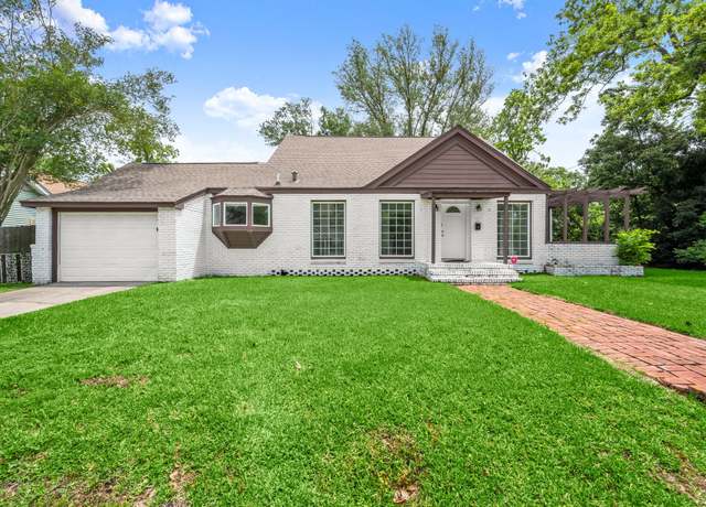 Property at 900 N Jones St, Baytown, TX 77520, 4 beds, 3 baths