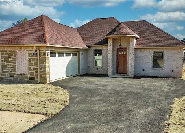Property at 205 County Road 2343, Pittsburg, TX 75686, 3 beds, 2 baths
