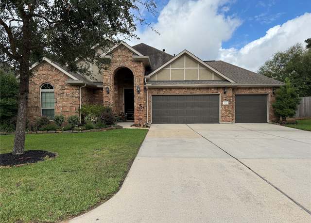 Property at 2002 Brodie Ln, Conroe, TX 77301, 3 beds, 2.5 baths