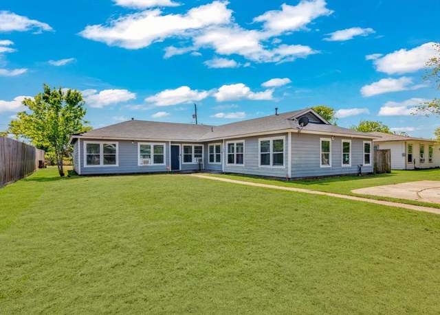 Property at 1727-1729 W 8th St, Freeport, TX 77541, 6 beds, 1 bath