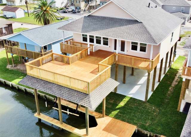 Property at 17 Edgewater St, Bayou Vista, TX 77563, 3 beds, 2 baths