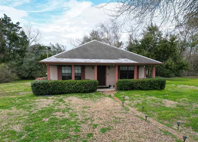Property at 12320 Fm 1764 Rd, Santa Fe, TX 77510, 2 beds, 1.5 baths