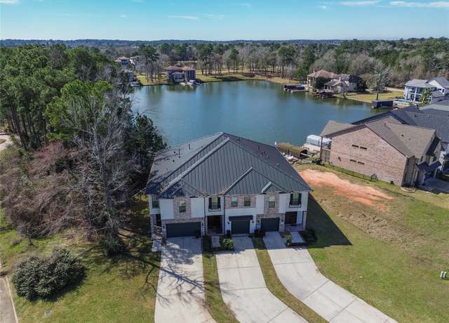 Property at 14898 Diamondhead Rd N, Conroe, TX 77356, 3 beds, 2.5 baths