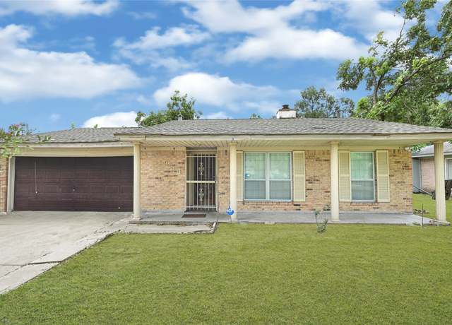Property at 954 W Bertrand St, Houston, TX 77088, 4 beds, 2 baths