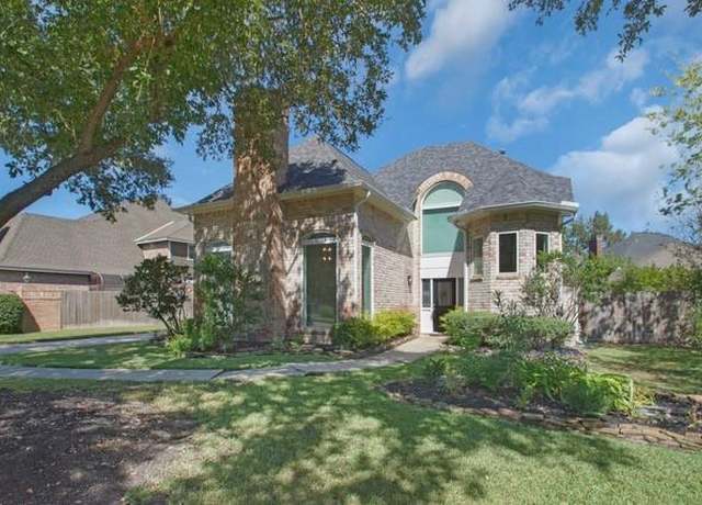 Property at 17902 Fernbluff Dr, Spring, TX 77379, 4 beds, 3.5 baths