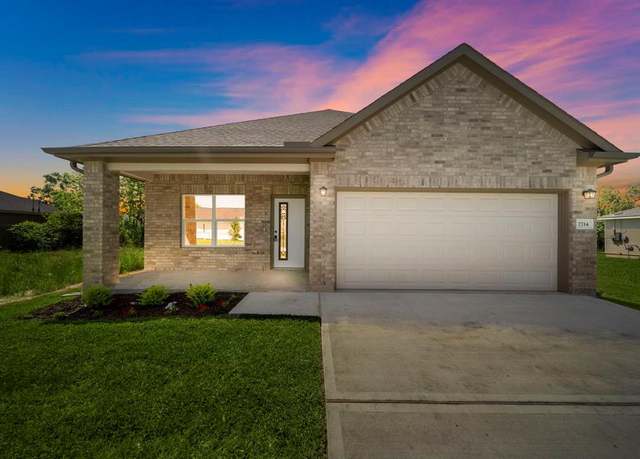 Property at 7714 N Howton St, Houston, TX 77028, 3 beds, 2 baths