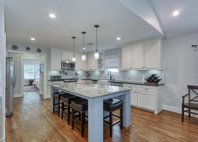Property at 509 Vincent St, Houston, TX 77009, 4 beds, 3 baths