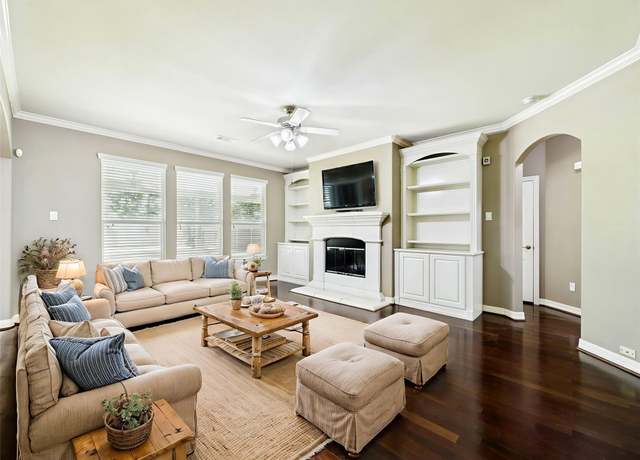 Property at 8122 Silver Lure Dr, Humble, TX 77346, 4 beds, 2.5 baths
