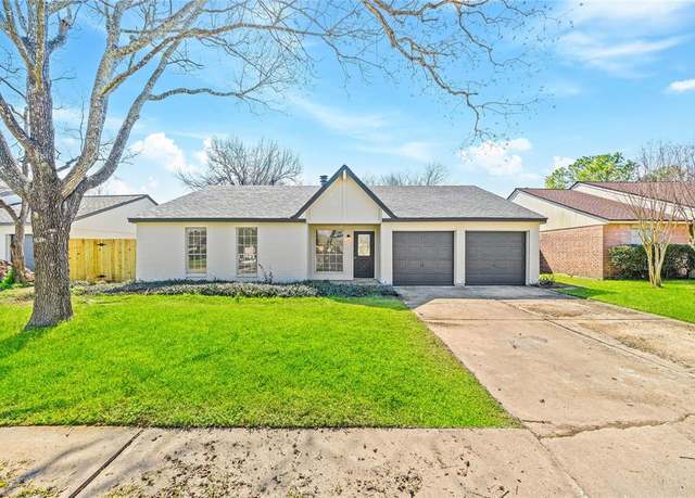 Property at 9042 Kirkmont Dr, Houston, TX 77089, 3 beds, 2 baths
