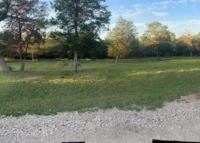 Property at 515 Berry Ln, Somerville, TX 77879