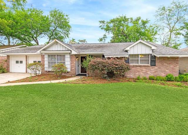 Property at 7218 Blandford Ln, Houston, TX 77055, 3 beds, 2 baths