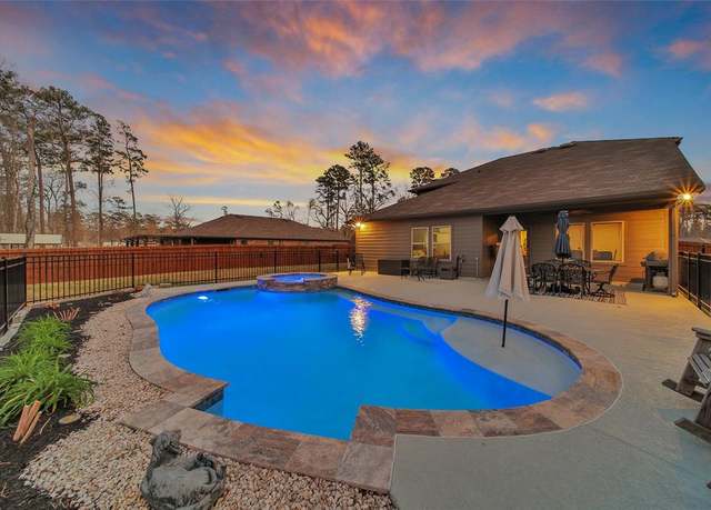 Property at 2935 Constantine St, New Caney, TX 77357, 4 beds, 2.5 baths