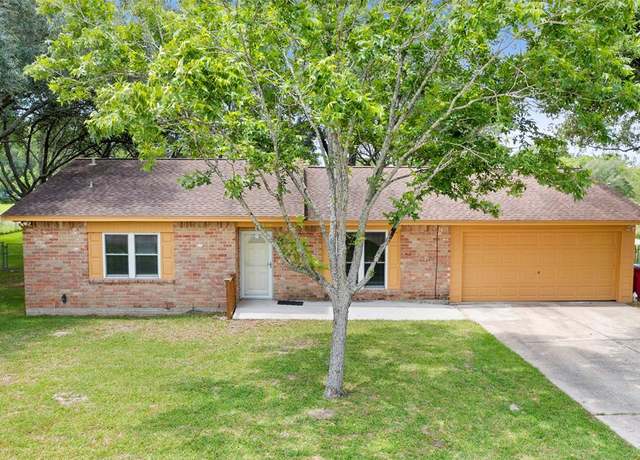 Property at 1885 County Road 235, Alvin, TX 77511, 3 beds, 2.5 baths