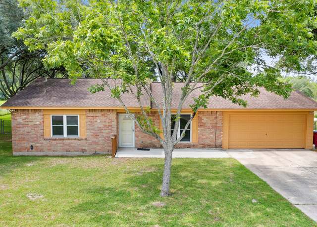Property at 1885 County Road 235, Alvin, TX 77511, 3 beds, 2.5 baths