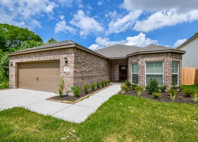 Property at 6710 Utah St, Houston, TX 77091, 4 beds, 2.5 baths