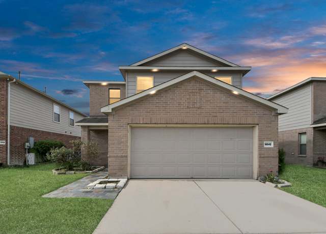 Property at 16542 Peyton Ridge Cir, Houston, TX 77049, 3 beds, 2.5 baths