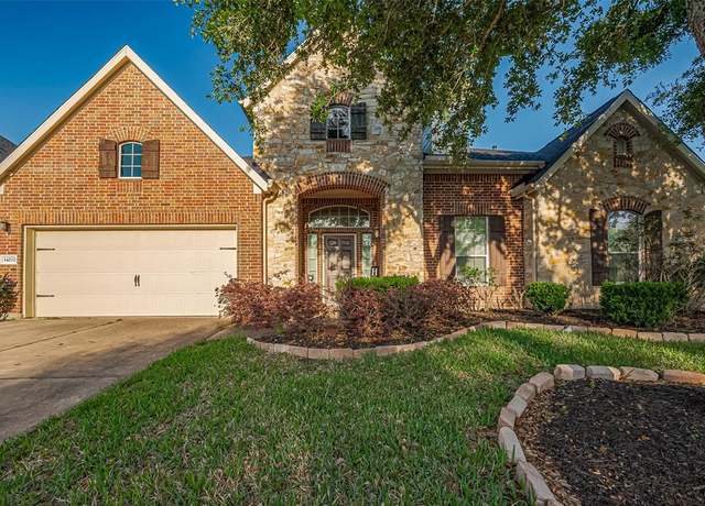 Property at 14202 Pearl Shadow Ln, Houston, TX 77044, 4 beds, 2.5 baths
